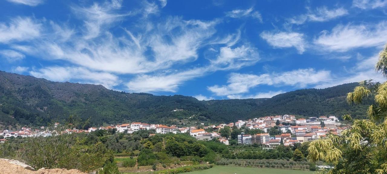 A Casa Da Rapariga De Cabelo Azul Leilighet Manteigas Eksteriør bilde