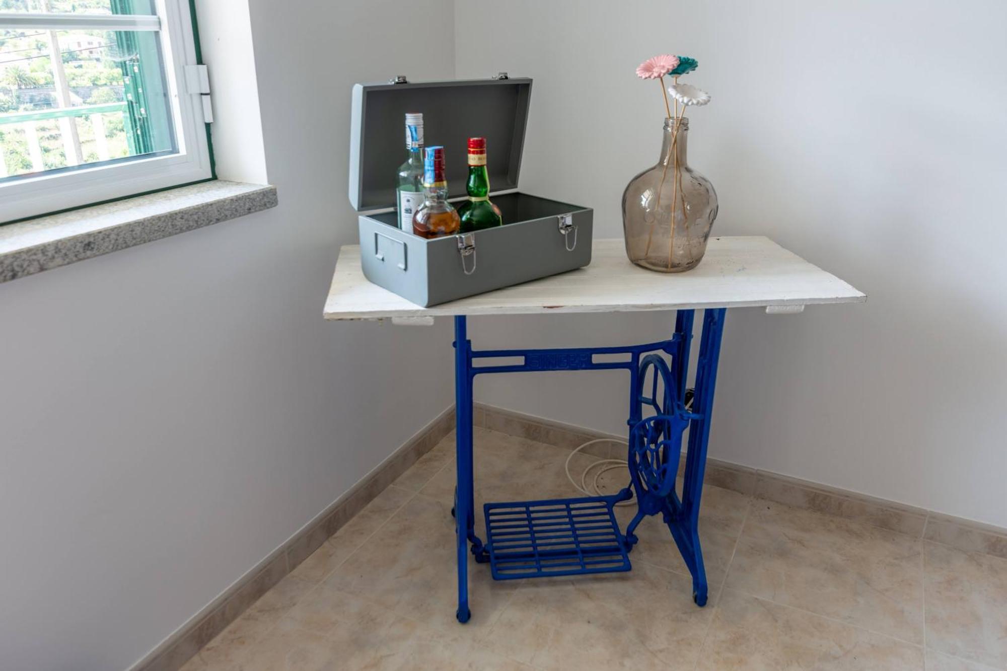 A Casa Da Rapariga De Cabelo Azul Leilighet Manteigas Eksteriør bilde